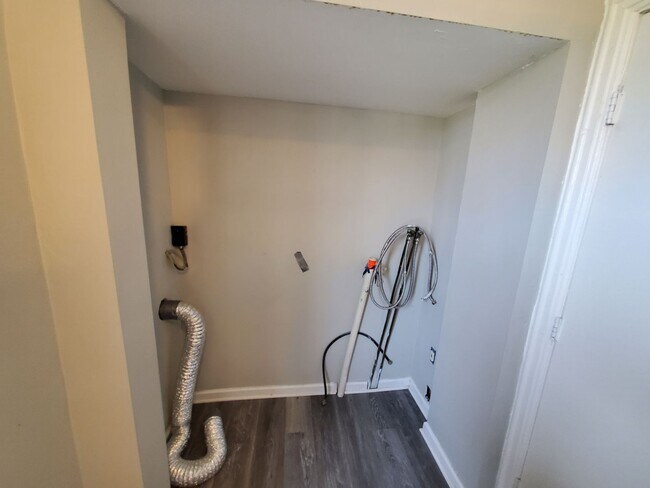 Foto del edificio - 825 N Clewell St