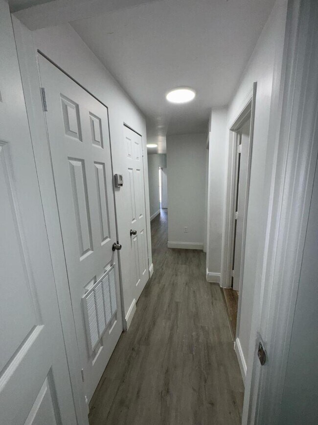 Foto del edificio - 6211 NW 7th Ave