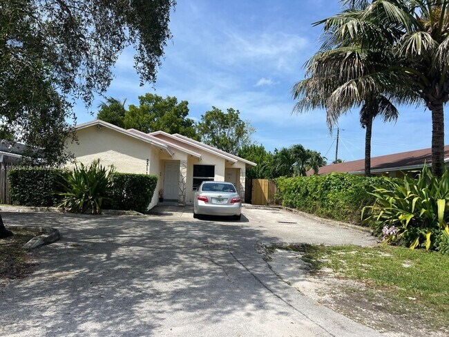 Foto del edificio - 2311 Coolidge St