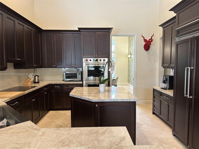 Foto del edificio - 2534 Montclaire Ct