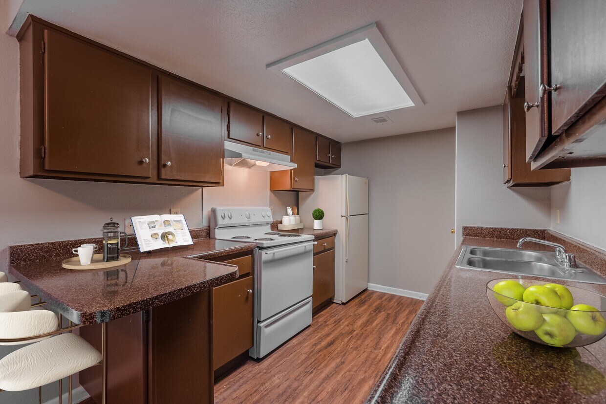 The Aurora Apartments Dallas Tx Apartments Com