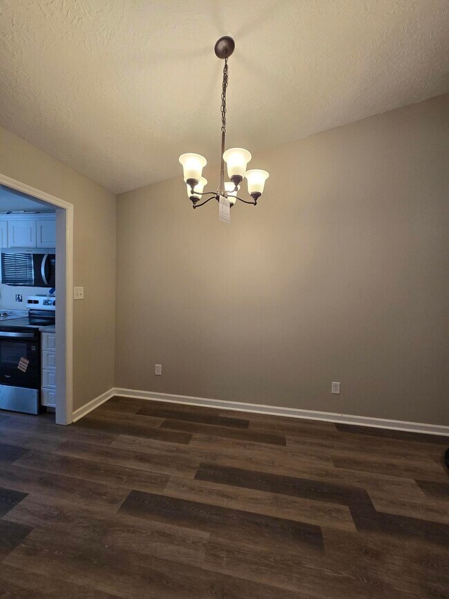 Foto del edificio - 528 Edgecliff Ln