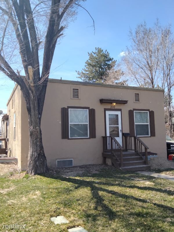 Primary Photo - 3 br, 1.5 bath Townhome - 330 8th Ave E