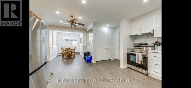 Building Photo - 22 Sora Dr