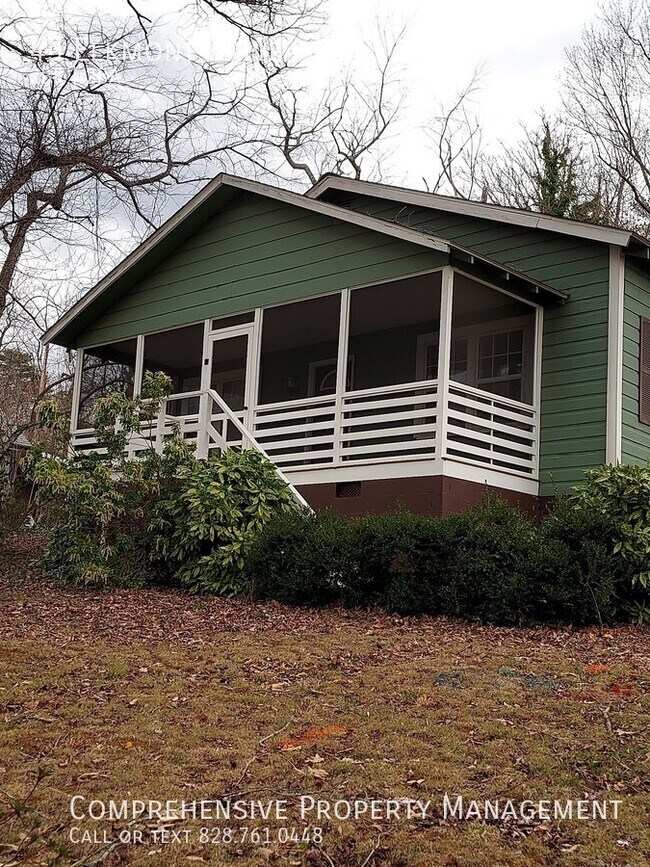 Foto del edificio - 43 Elkmont Dr