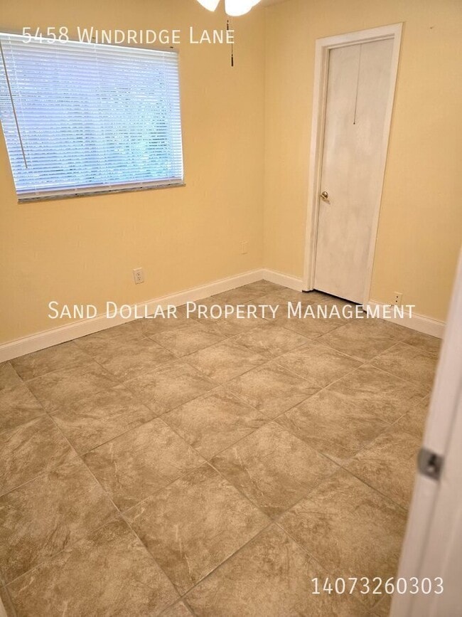 Foto del edificio - 5458 Windridge Ln