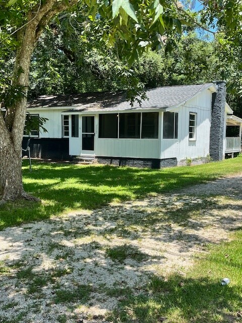 Foto principal - 7329 Twin Beech Rd