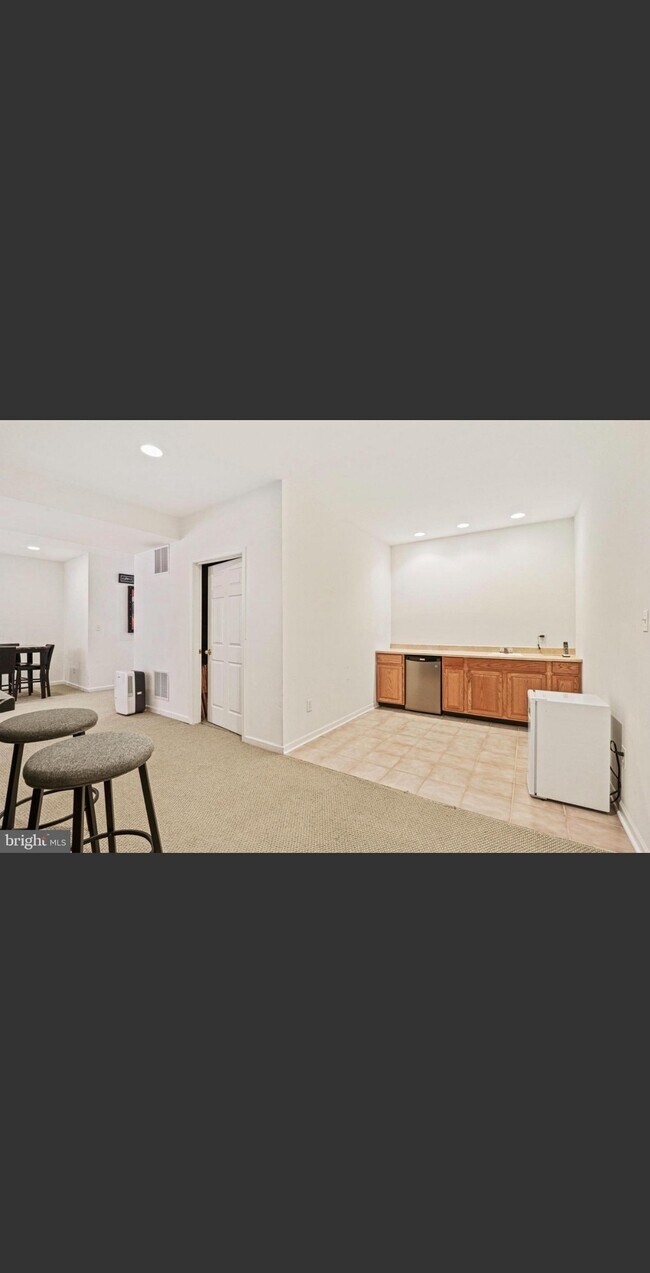 Foto del edificio - 131 Claude Ct SE