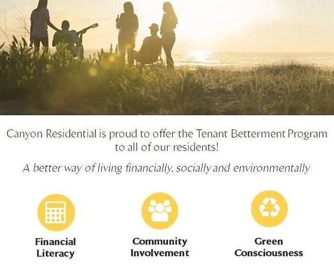 Building Photo - 825 Connaly Dr