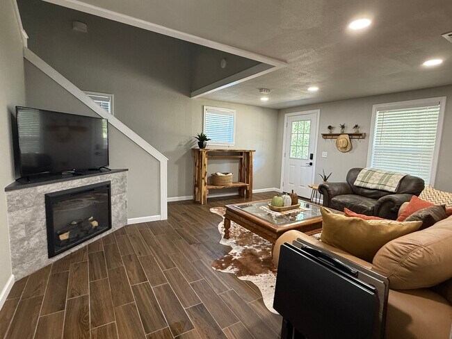 Building Photo - 106 Harper Dr