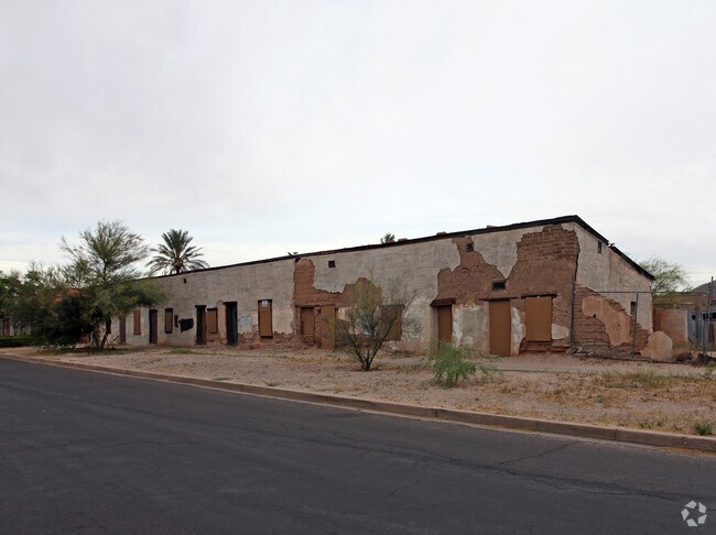 Building Photo - 576 S Convent Ave