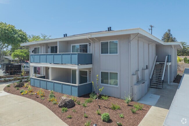 Exterior alternativo - Parkmont Homes