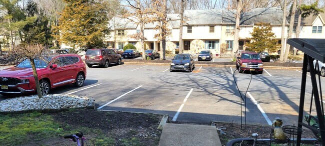 Foto del edificio - 620 Jaeger Ct