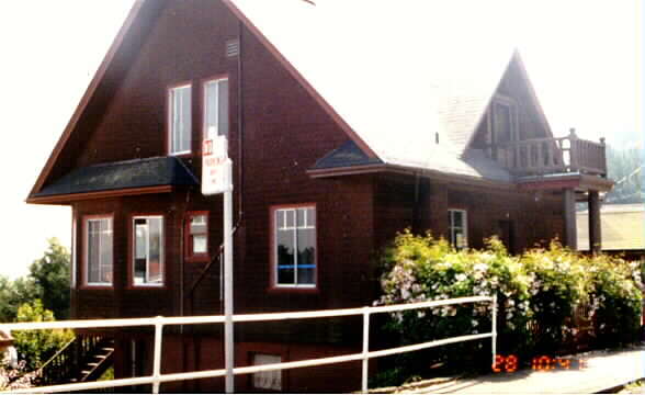 Building Photo - 37 Terrace Ave