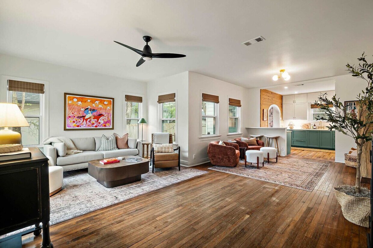 Foto principal - 3308 Robinson Ave