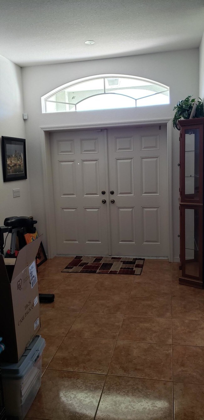 Building Photo - 2619 NW 1st St