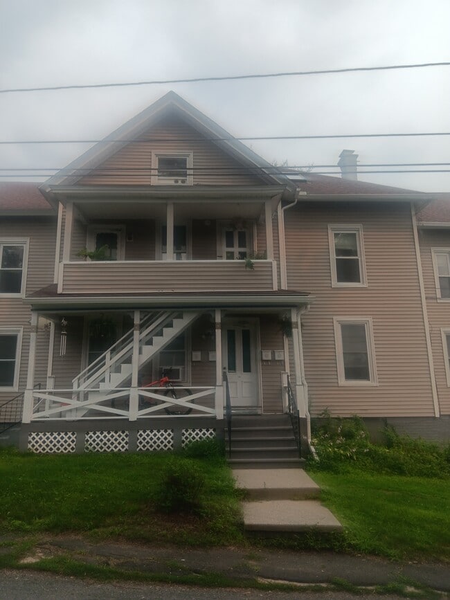 Building Photo - 2 Prospect Ct