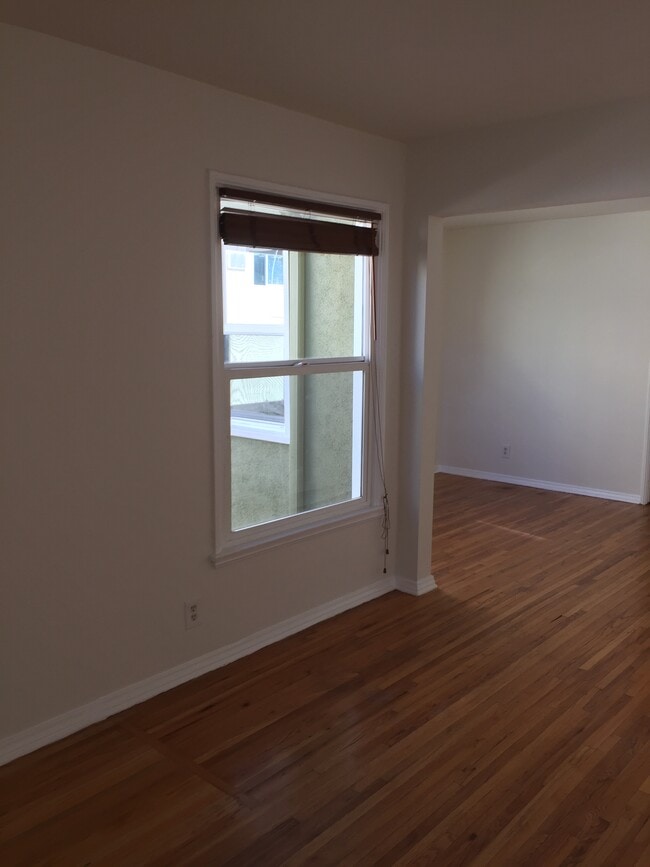 Building Photo - 2351 Glendale Blvd