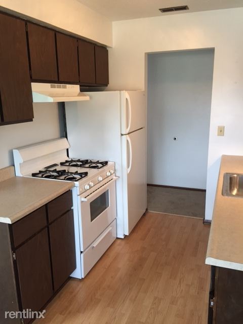 Foto del edificio - 1325 Southwestern Dr