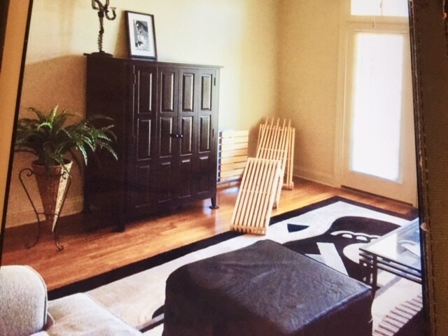 Living Room - 345 W Parker Blvd