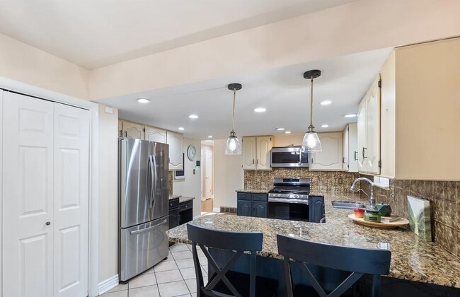 Kitchen - 935 S 1500 E