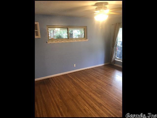 Foto del edificio - 6804 Talmage Dr