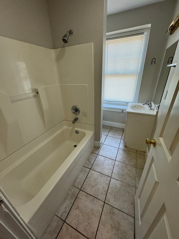 Foto del edificio - 622 Price St