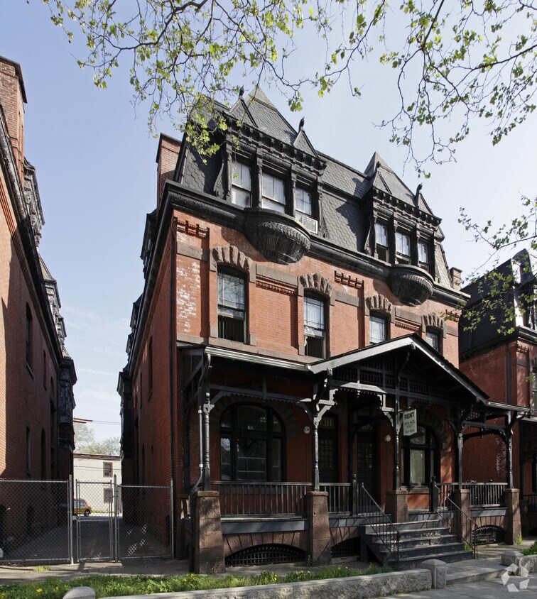 Primary Photo - 3311 Powelton Ave