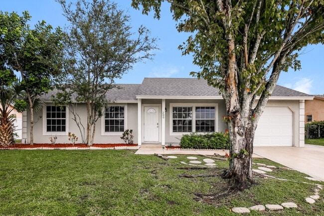 Building Photo - 200 Cordoba Cir