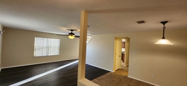 Building Photo - Heritage Park Community-3Bedroom, 2.5 Bathroom-