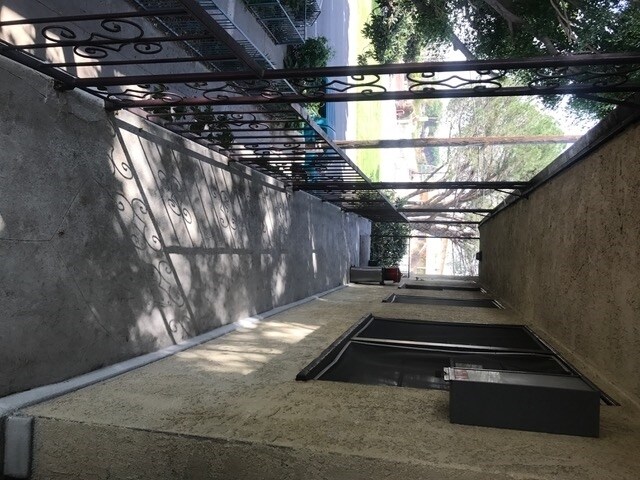 2.º piso - 12910 S Vermont Ave