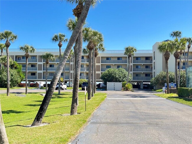 Building Photo - 363 Pinellas Bayway S