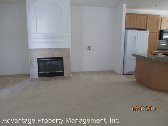 Building Photo - 1734 Bilbao Dr