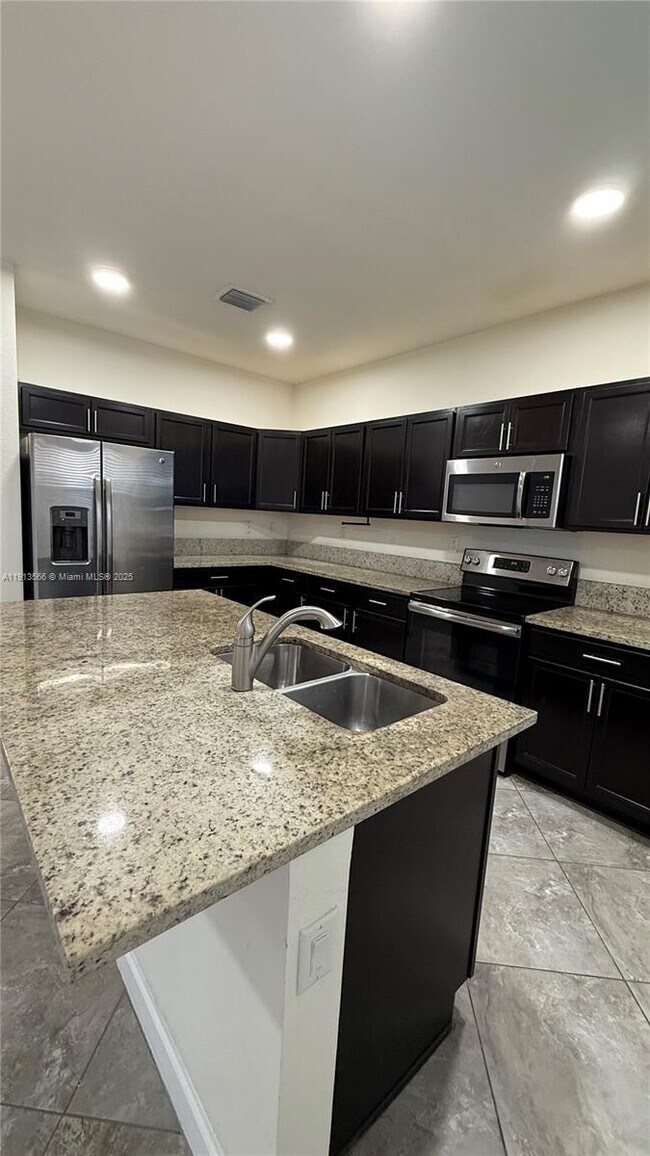 Foto del edificio - 25301 SW 114th Ct