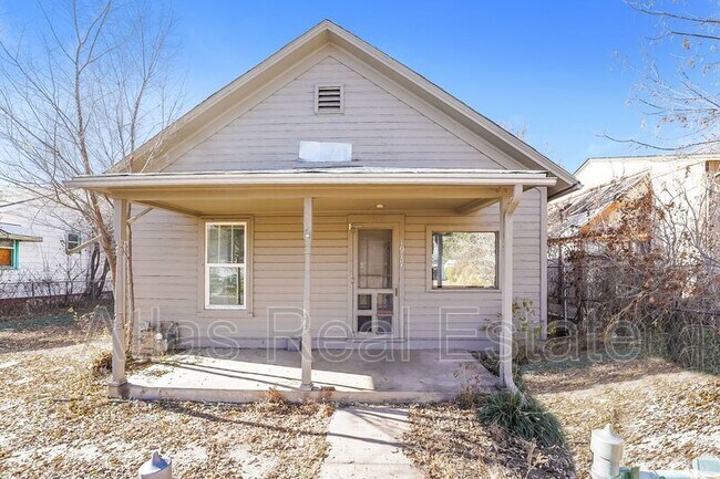 Building Photo - 1917 S Fox St