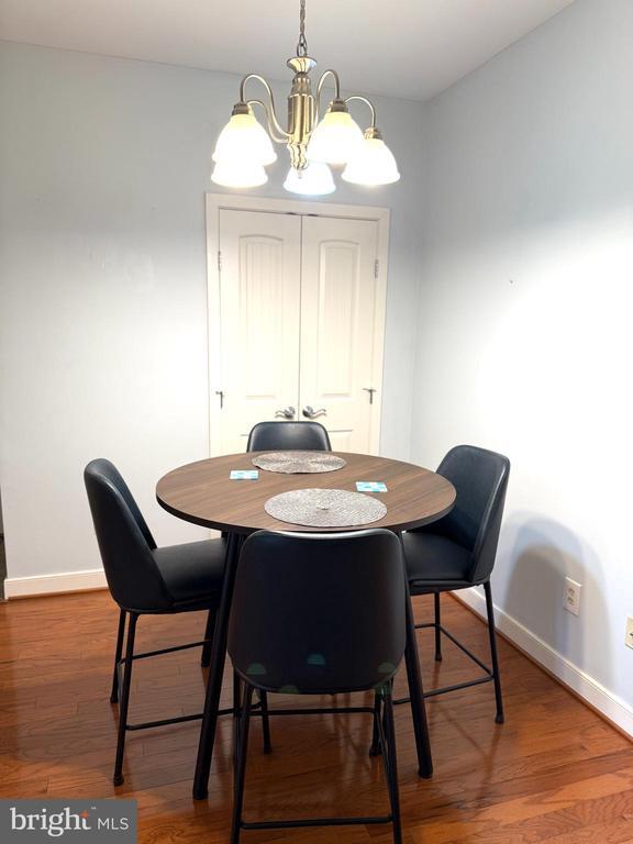 Foto del edificio - 41800 Eastwick Ln