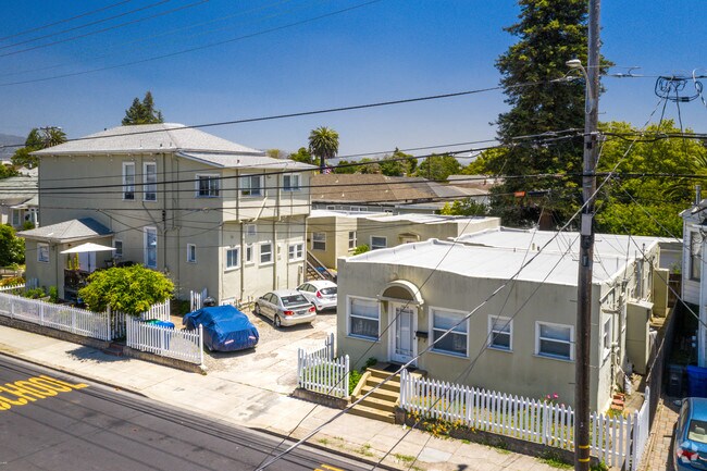 Building Photo - 2100 Pacific Ave