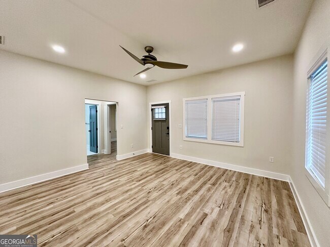 Foto del edificio - 942 Parsons St SW