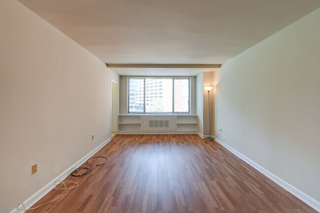 Foto del edificio - Spacious & Bright Studio at River Place North