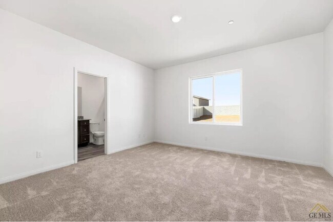 Building Photo - 5018 Anaconda Ave