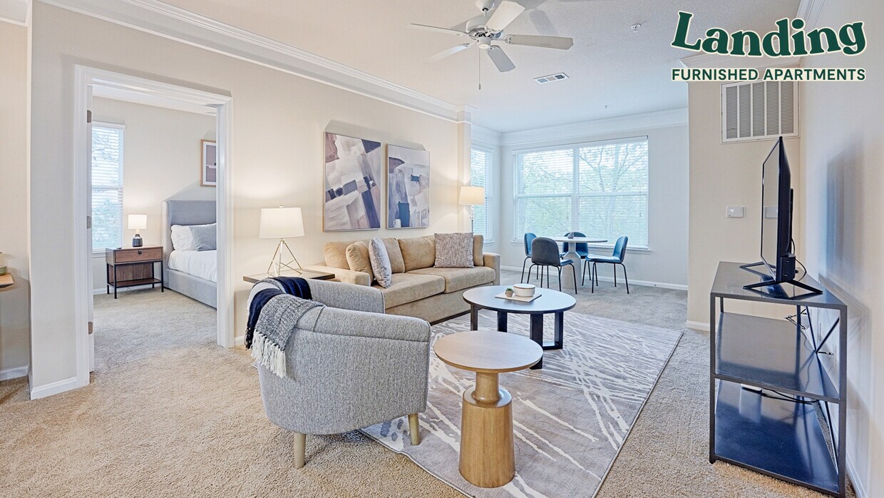 Foto principal - 3100 Ashley Town Center Dr