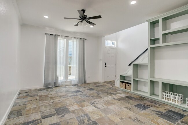 Building Photo - 1510 Rosalie St