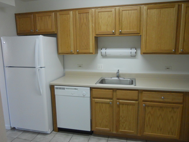 Building Photo - 1 Villa Verde Dr