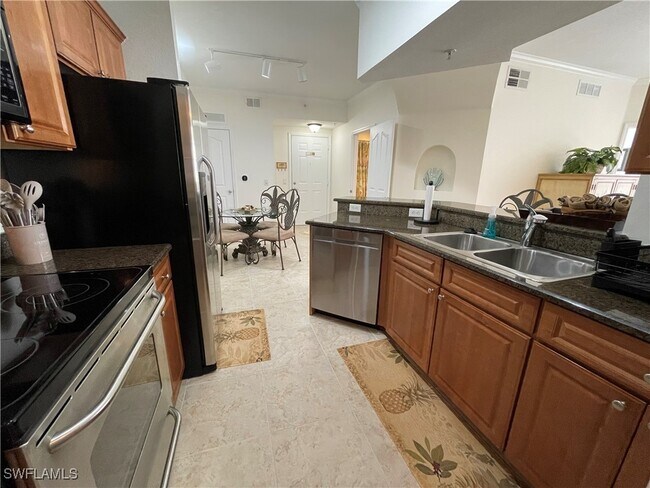 Building Photo - 12935 Violino Ln