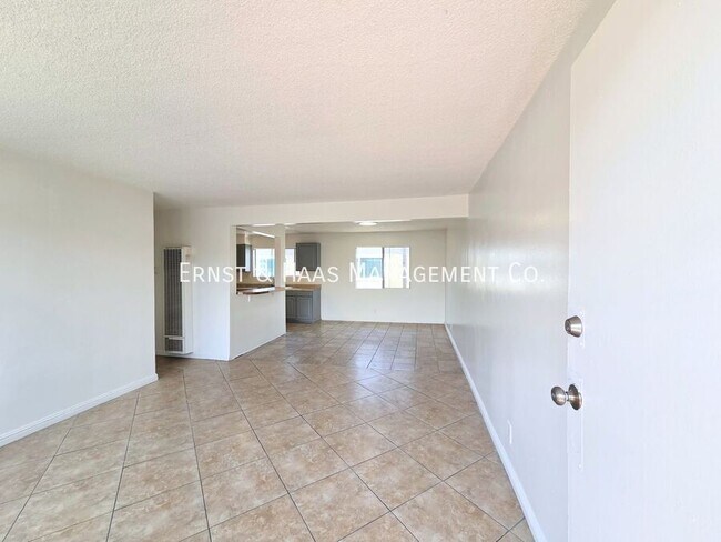 Foto del edificio - 1330 Walnut Ave