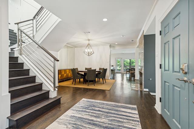 Foto del edificio - 5056 Westgrove Dr