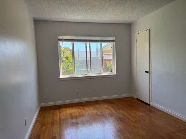Foto del edificio - 260 Arnett Ave