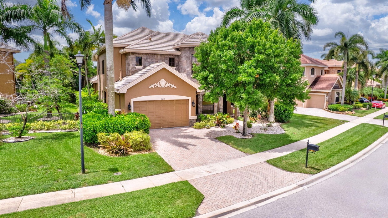 Foto principal - 3483 Collonade Dr