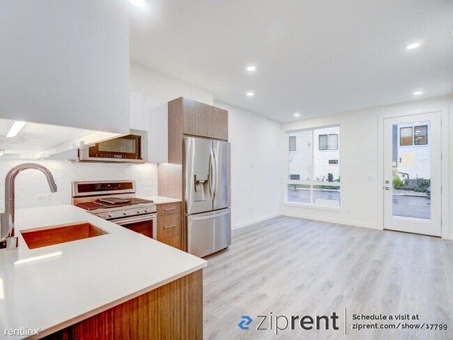 Building Photo - 2 br, 2 bath Townhome - 10417 Alderbrook P...