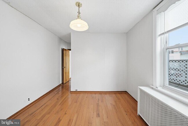 Foto del edificio - 1934 S 13th St